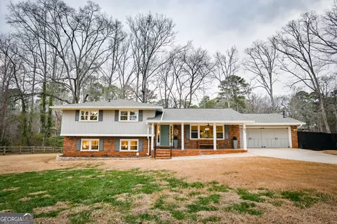 93 Deerfield Rd, Covington, GA 30014