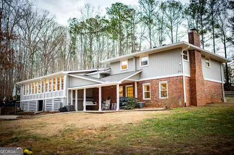 Exterior - 93 Deerfield Rd, Covington, GA 30014 photo 12 of 20