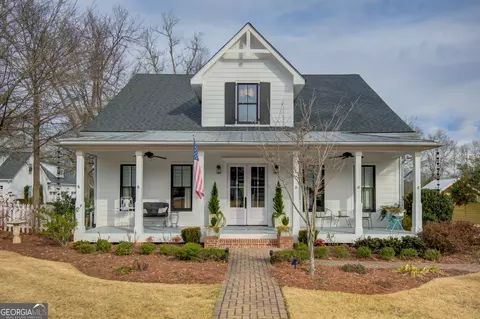 38 Couch St, Senoia, GA 30276