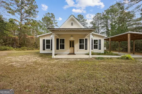 119 Lorraine Dr, White Oak, GA 31568