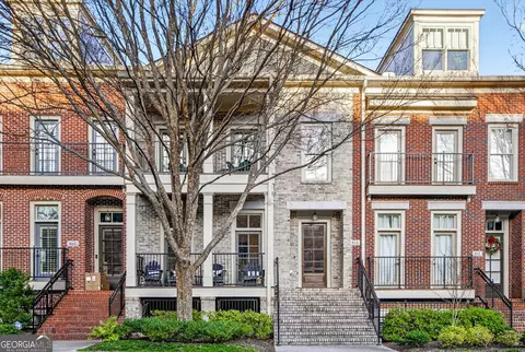813 Creekgarden Ct, Atlanta, GA 30339