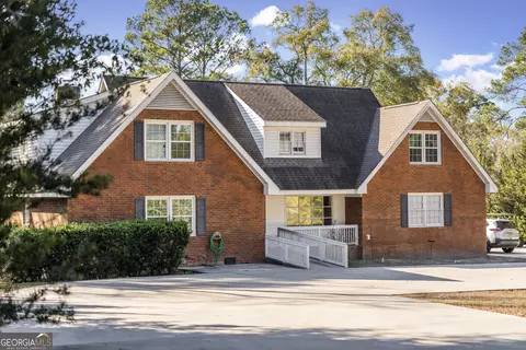 1287 S River Oaks Dr, Blackshear, GA 31516