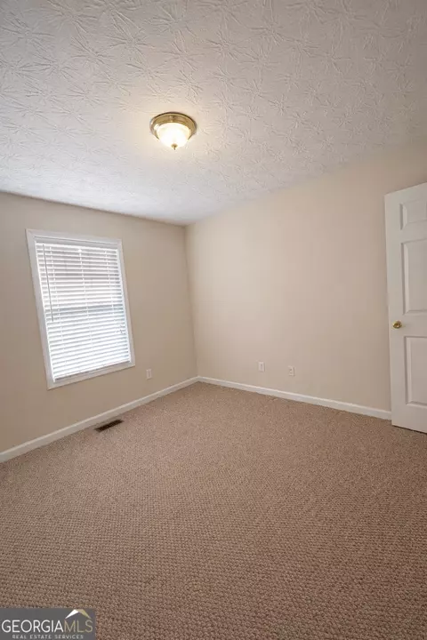 Bedroom - 141 Mabry Rd, Jackson, GA 30233 photo 2 of 3