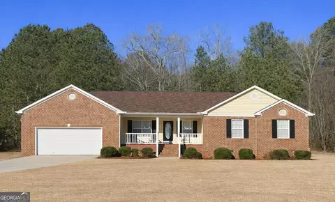 Exterior - 141 Mabry Rd, Jackson, GA 30233 photo 4 of 10