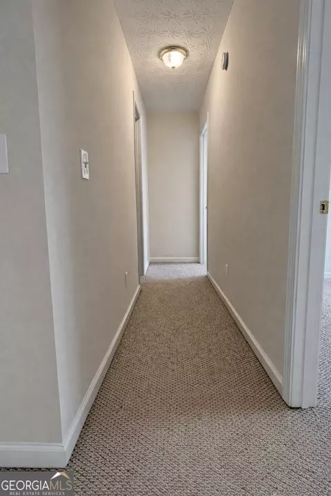 Entry Way - 141 Mabry Rd, Jackson, GA 30233 photo 2 of 2