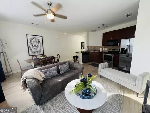 898 Oak St SW #1214, Atlanta, GA 30310