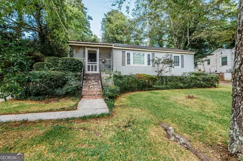 1715 Foster Pl, Macon, GA 31211