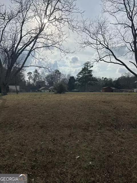 314 Maddox Rd, Griffin, GA 30224