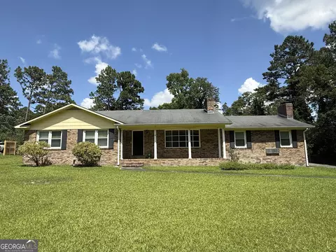 733 Hillwood Dr, Statesboro, GA 30458