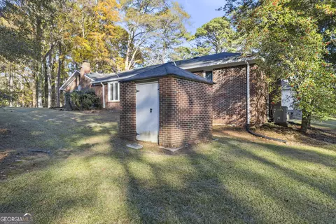 Exterior - 200 Mcguirts Bridge Rd, Covington, GA 30014 photo 10 of 22