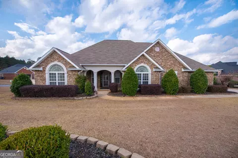 101 Falls Dr, Bonaire, GA 31005