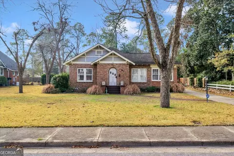 812 E 14th Ave, Cordele, GA 31015