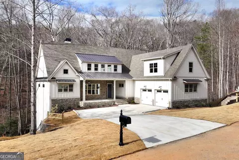 1047 Nugget Ct, Dahlonega, GA 30533