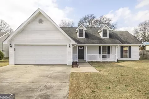 104 Fox Meadow Ct, Warner Robins, GA 31093