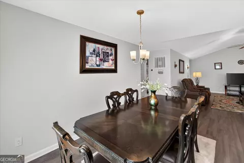 Dining - 107 Dasher Dr, Springfield, GA 31329 photo 3 of 3