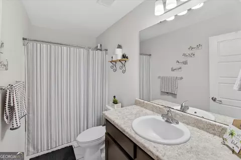 Bath - 107 Dasher Dr, Springfield, GA 31329 photo 3 of 3