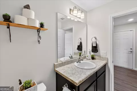 Entry Way - 107 Dasher Dr, Springfield, GA 31329 photo 5 of 5