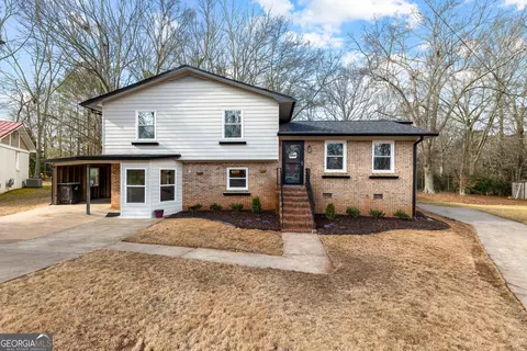 407 Westchester Dr, Barnesville, GA 30204