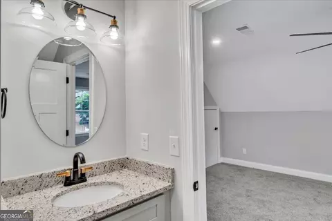 Bath - 312 Hickory Gln, Centerville, GA 31028 photo 6 of 7