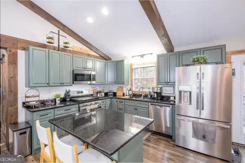 Kitchen - 206 Hedden Rd, Murphy, NC 28906 photo 4 of 4
