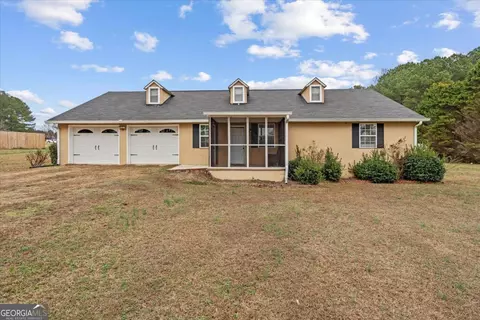 40 L Z Jackson Rd, Bowdon, GA 30108