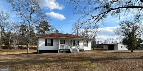 206 Ann Murphy Rd, West Point, GA 31833