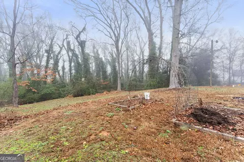 Exterior - 212 Walker Dr, Monroe, GA 30655 photo 3 of 6