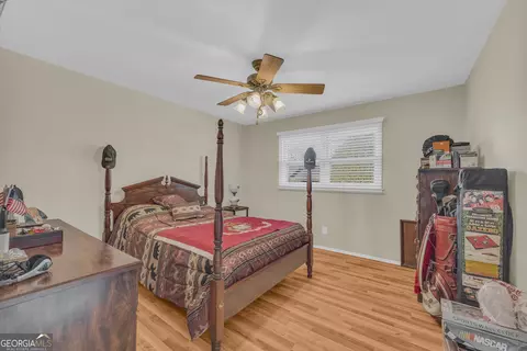 Bedroom - 118 Wayne Cir, Hartwell, GA 30643 photo 1 of 7