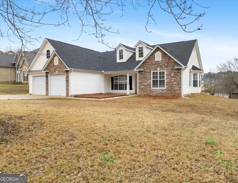 Exterior - 128 Rendition Dr, Mcdonough, GA 30253 photo 3 of 8