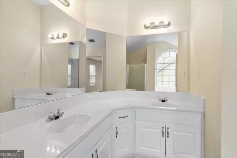 Bath - 128 Rendition Dr, Mcdonough, GA 30253 photo 1 of 4