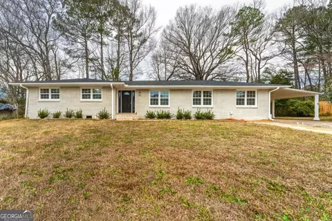 1692 Pheasant Dr, Jonesboro, GA 30238