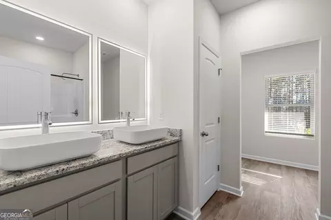 Bath - 370 Granary Walk, Covington, GA 30014 photo 1 of 5