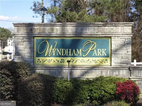 2540 Wyndham Park Dr, Buford, GA 30519