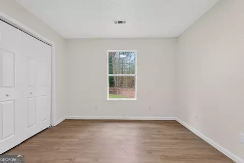 Bedroom - 103 Live Oak Dr, Jackson, GA 30233 photo 5 of 7