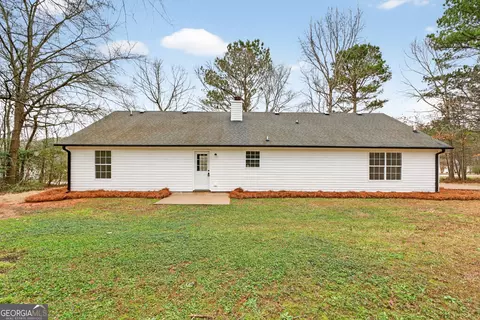 Exterior - 103 Live Oak Dr, Jackson, GA 30233 photo 7 of 10