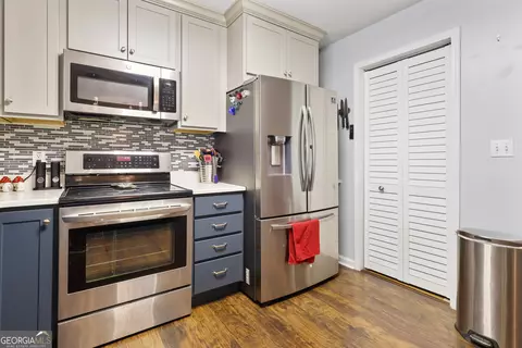 Kitchen - 111 Fox Run Ct, Mcdonough, GA 30253 photo 5 of 5