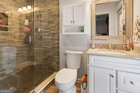 Bath - 111 Fox Run Ct, Mcdonough, GA 30253 photo 2 of 3