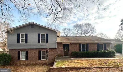 2554 Brocklin Dr, Grayson, GA 30017