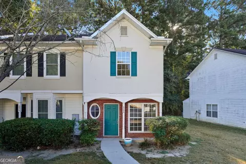 6080 Camden Forrest Cv, Riverdale, GA 30296