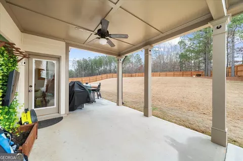 Exterior - 182 Bella Dr, Monroe, GA 30655 photo 5 of 9