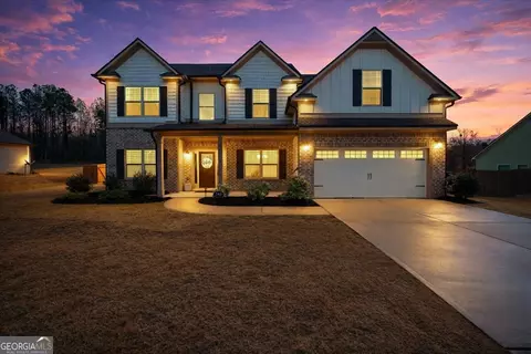 Exterior - 182 Bella Dr, Monroe, GA 30655 photo 8 of 9
