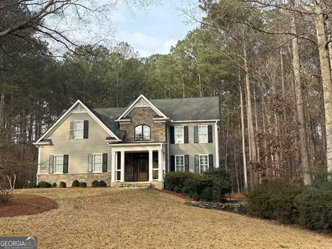 205 Stonehaven Dr, Fayetteville, GA 30215