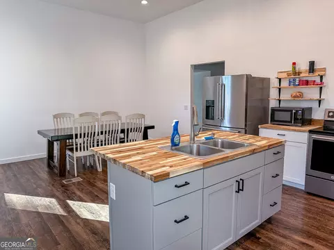 Kitchen - 720 Wise Rd, Plains, GA 31780 photo 2 of 3