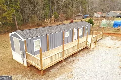 Exterior - 682 Lakeside Cir, Cornelia, GA 30531 photo 8 of 17