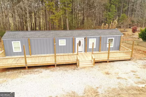 Exterior - 682 Lakeside Cir, Cornelia, GA 30531 photo 6 of 17