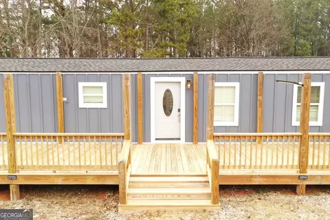 Exterior - 682 Lakeside Cir, Cornelia, GA 30531 photo 11 of 17