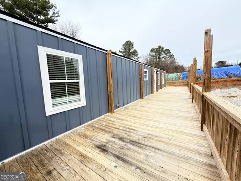 Exterior - 682 Lakeside Cir, Cornelia, GA 30531 photo 14 of 17