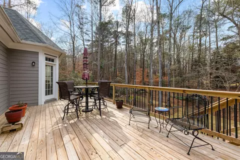 Exterior - 109 Windridge Dr, Lagrange, GA 30240 photo 2 of 18