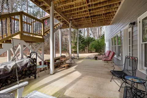 Exterior - 109 Windridge Dr, Lagrange, GA 30240 photo 6 of 18