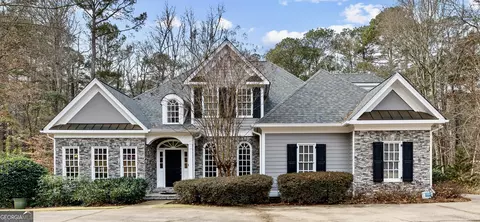109 Windridge Dr, Lagrange, GA 30240
